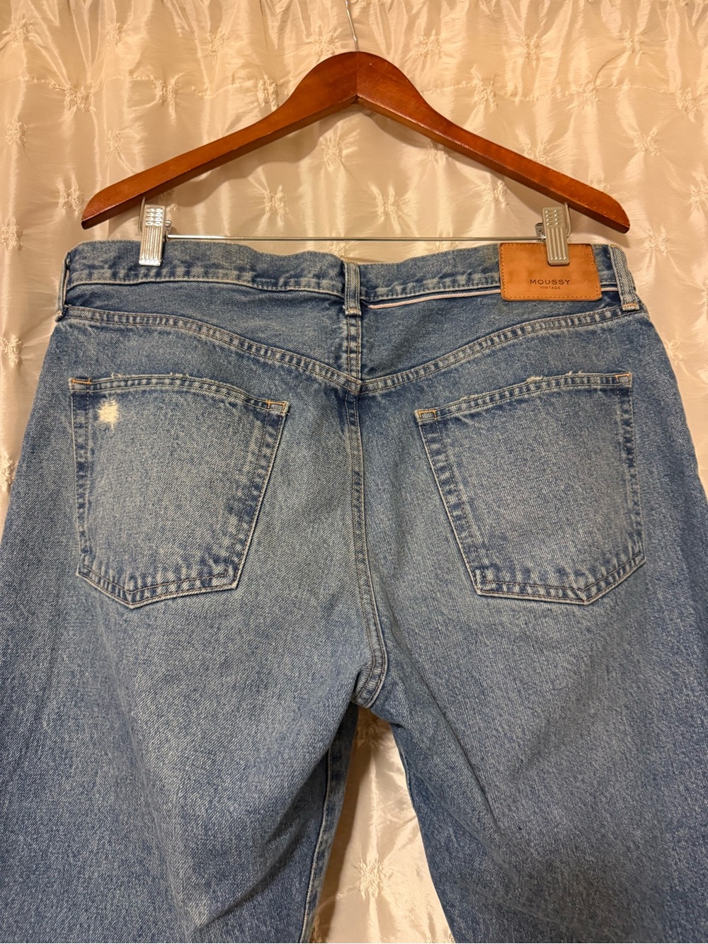 MOUSSY VINTAGE Straight Leg Jeans Raw Hem Denim Medium Blue Wash Distressed - Picture 6 of 13